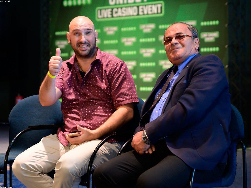 យុទ្ធសាស្ត្រកាស៊ីណូ: ការផ្តល់ជូននៃការលេងម៉ាស៊ីនកាស៊ីណូ