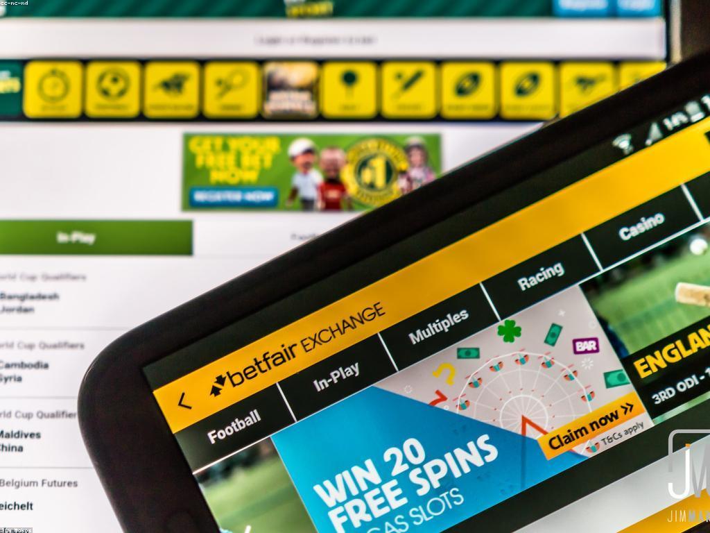 កាស៊ីណូអនឡាញ: គន្លឹះសម្រាប់អ្នកលេងថ្មី